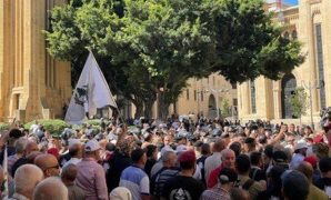 احتجاجات أمام البرلمان اللبنانى