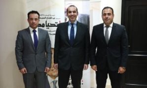 الحملة الرسمية للمرشح الرئاسي عبد الفتاح السيسي تلتقي وفدًا من المصريين في الخارج