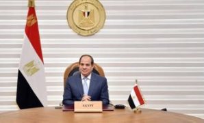 برلمانى يطالب بإقالة مجالس إدارات الهيئات الاقتصادية الخاسرة ويرفض الحساب الختامى