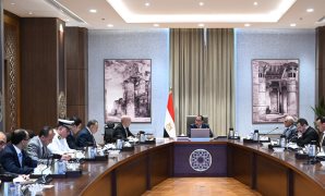 رئيس الوزراء يتابع الموقف التنفيذي للأعمال بالتجمع العمراني الجديد بجزيرة الوراق 