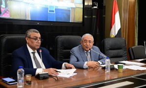 مصر أكتوبر يدعو الدول العربية لاتخاذ مواقف مماثلة لمصر بدعم جنوب إفريقيا ضد إسرائيل 