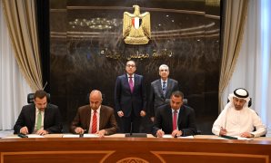 "مصر أكتوبر" يدعو الدول العربية لاتخاذ مواقف مماثلة لمصر بدعم جنوب إفريقيا ضد إسرائيل 
