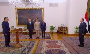 رئيس الوزراء يهنئ الرئيس السيسى بالعام الهجري الجديد