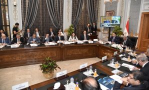 لجنة دراسة برنامج الحكومة الجديدة تواصل اجتماعاتها اليوم بحضور 5 وزراء