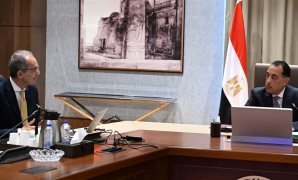 حبس وغرامة مليون جنيه حال إصدار ترخيص بإقامة محجر على أرض زراعية
