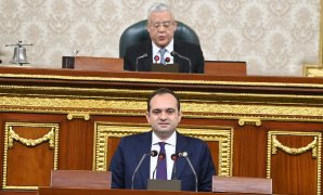 القانون يجيز تفويض جهاز تنمية المشروعات فى منح تصاريح التشغيل