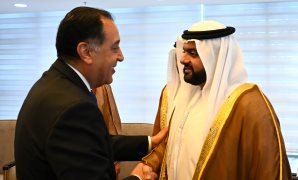  وزير الشئون النيابية يستقبل عضو المكتب السياسي للحزب الشيوعي الصيني 