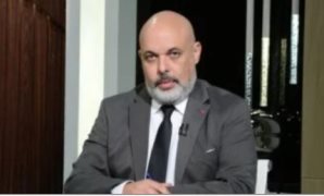 قاتلة والدتها تتصدر المشهد من جديد.. طلب عاجل لوقف تنفيذ حكم إعدام نورهان خليل قاتلة بورسعيد.. استند على تعديلات قانون الإجراءات التي تمنح الورثة حق إلغاء الإعدام.. وروح الشريعة الإسلامية التي تحث على العفو