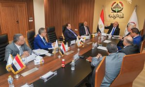 رئيس الوزراء يشهد توقيع بروتوكول تعاون لتأسيس تحالف مشترك بين "المقاولون العرب" والشركة الصينية "CSCEC"
