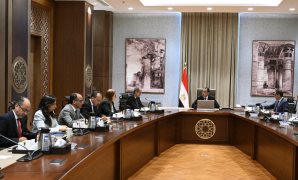 رئيس "النواب" منتقدًا غياب وزيرى المالية والتخطيط خلال مناقشة الموازنة: "لا حُجة مقبولة"