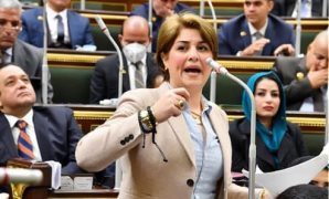 إيمان العجوز: وقف إطلاق النار لحظة مهمة.. لكن السلام يبدأ من غزة لا من طهران وتل أبيب