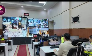رئيس الوزراء يستعرض مقترحا للشراكة بين الدولة والقطاع الخاص والمجتمع المدني لإنشاء شبكة رعاية صحية