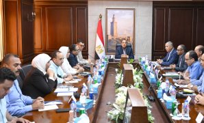 رئيس الوزراء يبدأ جولة تفقدية فى عدد من مشروعات محافظة الاسكندرية