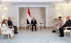 في رِحاب الديمقراطية.. كيف تُسهم الرقابة الدولية في تعزيز نزاهة الانتخابات؟.. المشرع الدولى وضع 3 معايير للرقابة.. و4 فوائد سياسية وقانونية.. و4 عناصر لمدونة سلوك المراقبين.. وخبير: الرقابة ليست ترفًا سياسياً