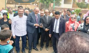 أعلام مصر تزين المشهد الانتخابي واحتشاد المواطنين أمام لجان إمبابة في أجواء وطنية حافلة