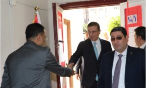 توافد الناخبين على مدرسة الشهيد مصطفى يسرى أبو عميرة للتصويت بانتخابات الشيوخ