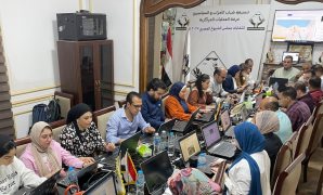 احتشاد المواطنين أمام لجان مدرسة أحمد شعبان بالطالبية مع الساعات الأولى للتصويت.. والسيدات يتصدرن المشهد..صور