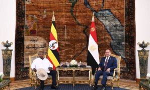 الرئيس السيسى فى مؤتمر صحفى مع نظيره الأوغندى: ملف المياه يمثل جزءًا من حملة الضغوط على مصر لتحقيق أهداف أخرى.. "مخطئ" من يعتقد أننا سنغضّ الطرف عن حقوقنا المائية.. ووعي المصريين ركيزة أساسية لمواجهة أى تهديد