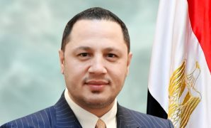 الرئيس السيسى يستقبل رئيس محلس السيادة والسودانى ويشيد بعلاقات البلدين الأخوية