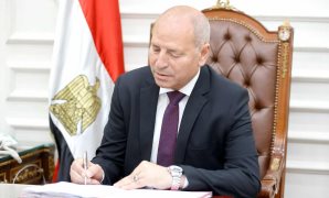 رئيس "الشيوخ" يستقبل محافظ القاهرة ورؤساء الهيئات القضائية لتهنئته وتأكيد التعاون