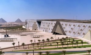 وزير السياحة والآثار: المتحف المصرى الكبير علامة فارقة فى عرض الحضارة الإنسانية