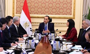 مرحبا بكم..الرئيس السيسى فى رسالة ترحيب بضيوف مصر باللغتين العربية والإنجليزية: نشهد سويًا افتتاح المتحف المصري الكبير الذي يضم كنوز الحضارة المصرية العريقة ويجمع بين عبقرية المصري القديم وإبداع المصري المعاصر