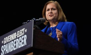 رئيس الوزراء: نسعى أن تكون مصر مركزا إقليميا لصناعة السيارات