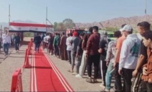 الرئيس السيسى يستقبل الرئيس التنفيذى لشركة إيني الإيطالية