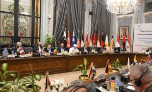 "العائدون من جهنم".. شهادات حصرية لـ15 أسيرًا فلسطينيًا عن حياة الجحيم داخل زنازين الاحتلال.. العيش كفئران تجارب.. الموت بطعام فاسد وأصفاد لنصف عام تخرم العظام.. والغاز والكلاب ضمن أساليب التعذيب حتى الموت