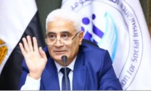 رئيس الوزراء يلتقى مسئولى شركة أنجلوجولد أشانتي المُشغلة لمنجم السكري للذهب