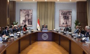 قانون الخدمة المدنية يوضح جزاءات شاغلى الوظائف القيادية.. تفاصيل