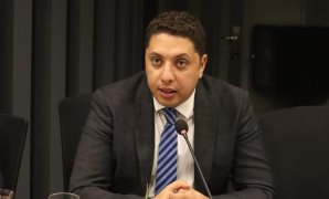 ترامب يوجه نداء لـ 3 دول: أرسلوا لنا بعض الناس الطيبين