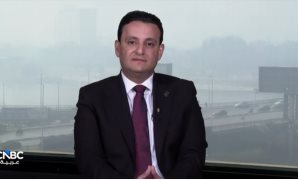 أحمد سمير: الإنتاج والصناعة مفتاح الاستقرار الاقتصادي وإدارة الديون بذكاء ضرورة