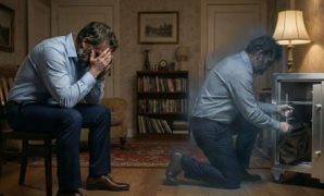 "الجنايات" تُبرئ شخص من تهمة قيادة سيارته متعاطياً المخدرات رغم إيجابية عينة "البول".. وتؤكد: تبيُن مأمور الضبط القضائي إحمرار عيني المتهم حال مناقشته لا يبرر القبض.. ويوضح الحد الفاصل بين الاستيقاف والقبض