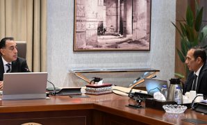 مدبولى يتوجه إلى مجلس النواب لتهنئة المستشار هشام بدوى برئاسة المجلس