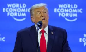 رئيس الوزراء يهنئ الرئيس السيسى بذكرى ثورة 25 يناير