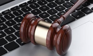 القانون يقر عقوبة الغلق الإداري للمحال العامة في 9 حالات