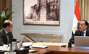 نائب لوزير الشباب والرياضة: "سيادتك بعيد خالص عن محافظات الصعيد".. والوزير: "هى الأكثر زيارة"