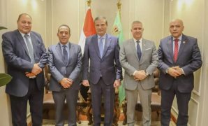 أبو النصر: توجيهات الرئيس لضبط الأسواق قبل رمضان تعكس انحيازه للمواطن وتفادي غلاء الأسعار