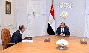 قانون العمل الجديد يضع حقوق العمال نصب العين..حماية من التمييز والتحرش والتشريع ينص على تعويضات مضمونة للعاملين وتدريب وتأهيل متقدم لتمكين القوى العاملة وربط التعليم بسوق العمل