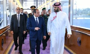 أخطر 4 جرائم إلكترونية فى العيد.. هجمات الاختراق أو القرصنة والإبتزاز والتحرش والتزوير الإلكترونى.. الجرائم الـ4 تؤثر على حياة المواطنين وسمعتهم.. الحبس والغرامة المالية في انتظار مرتكبهم.. وخبير يوضح المحاذير