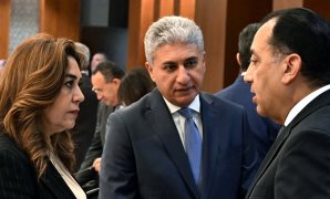  بدء اجتماع الحكومة الأسبوعي ويعقبه مؤتمراً صحفياً 