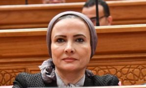 المرور يواجه الرياح المثيرة للأتربة.. طوارئ بغرف العمليات وكاميرات منتشرة لرصد المعوقات على الطرق.. التنسيق مع هيئة الأرصاد لمعرفة حالة الطقس.. وتخصيص خطوط ساخنة للإبلاغ عن الحوادث