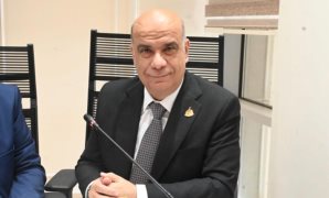 وزير الحرب الأمريكى زاعماً: إيران توسلت من أجل وقف إطلاق النار