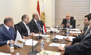 القانون يعاقب أصحاب المحال غير المرخصة بقطع المرافق عنها.. اعرف التفاصيل