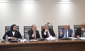 تحالف شياطين الإنس ضد المحروسة.. الصهيونية والإخوان وجهان لمخطط واحد على مدار التاريخ.. خبير: هدفهم مصر لإعادة تقسيم المنطقة.. ويؤكد: الدولة كانت وستظل العائق أمام قوى الشر بقيادتها الحكيمة وجيشها الوطنى