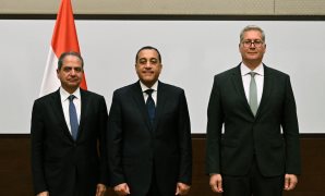 مشروع قانون ثالث للأسرة فى طريقه إلى البرلمان.. الحكومة توصى بدمج التشريعات فى قانون واحد.. تشكيل لجنة مشتركة لمناقشة مشروع الأحوال الشخصية والوصول لصياغة متوازنة.. والحكومة: التشريعات حظيت بتوافق مجتمعى