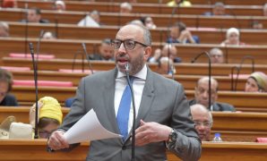 الوفد: زيارة الرئيس السيسي للإمارات تؤكد صلابة العلاقات وتفشل محاولات الوقيعة 
