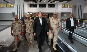 رئيس الوزراء يتابع جهود تنفيذ الخطة الاستراتيجية لتحلية مياه البحر