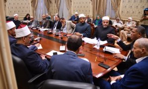 خطة التنمية 2026/2027 ترفع شعار بناء الوعي والتمكين الاقتصادي ​استثمار في البشر وريادة للقطاع الخاص.. مجلس الشيوخ يبدأ مناقشة الخطة..واللجنة الاقنصادية: تحول تدريجي للدعم النقدي المشروط